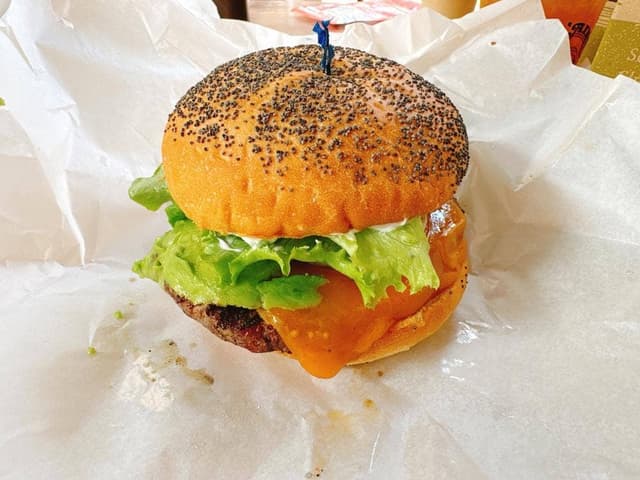 KUA`AINA 三井アウトレットパーク入間店 - サブ画像1