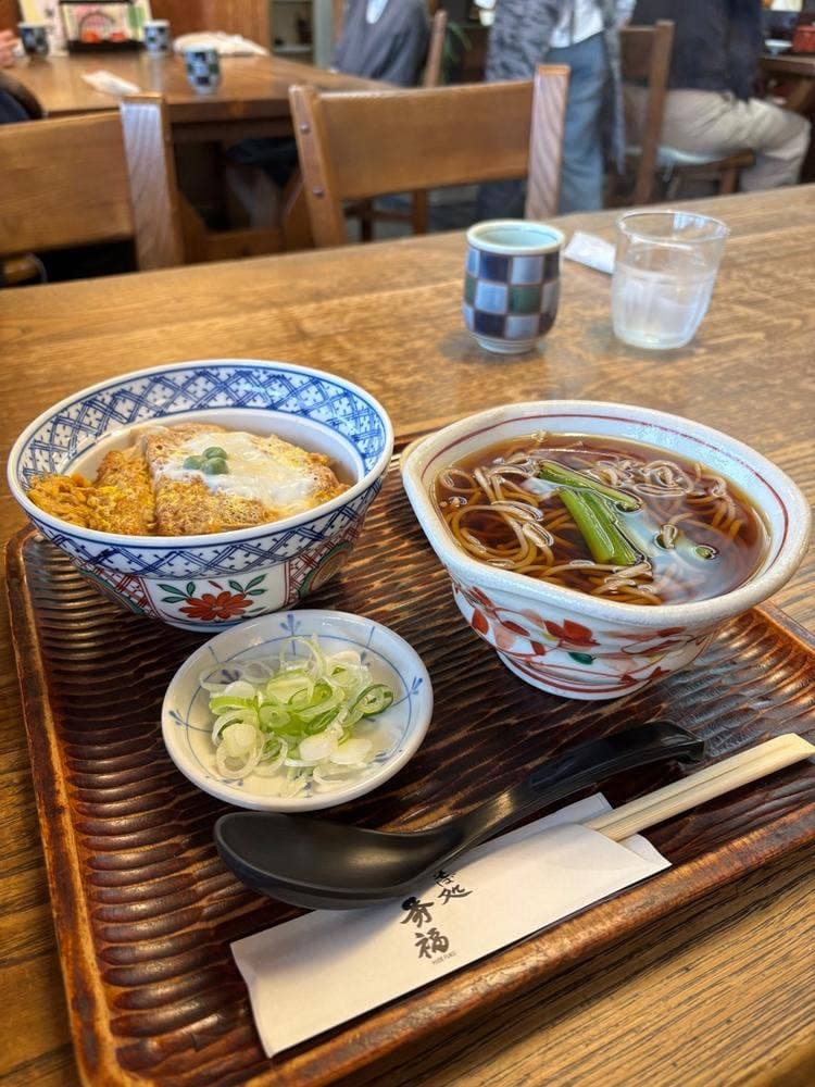 秀福そば店