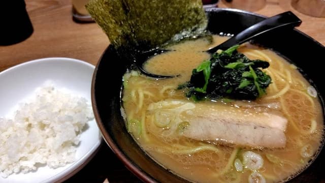 横浜家系ラーメン 銀家 川崎銀柳街店 - サブ画像1