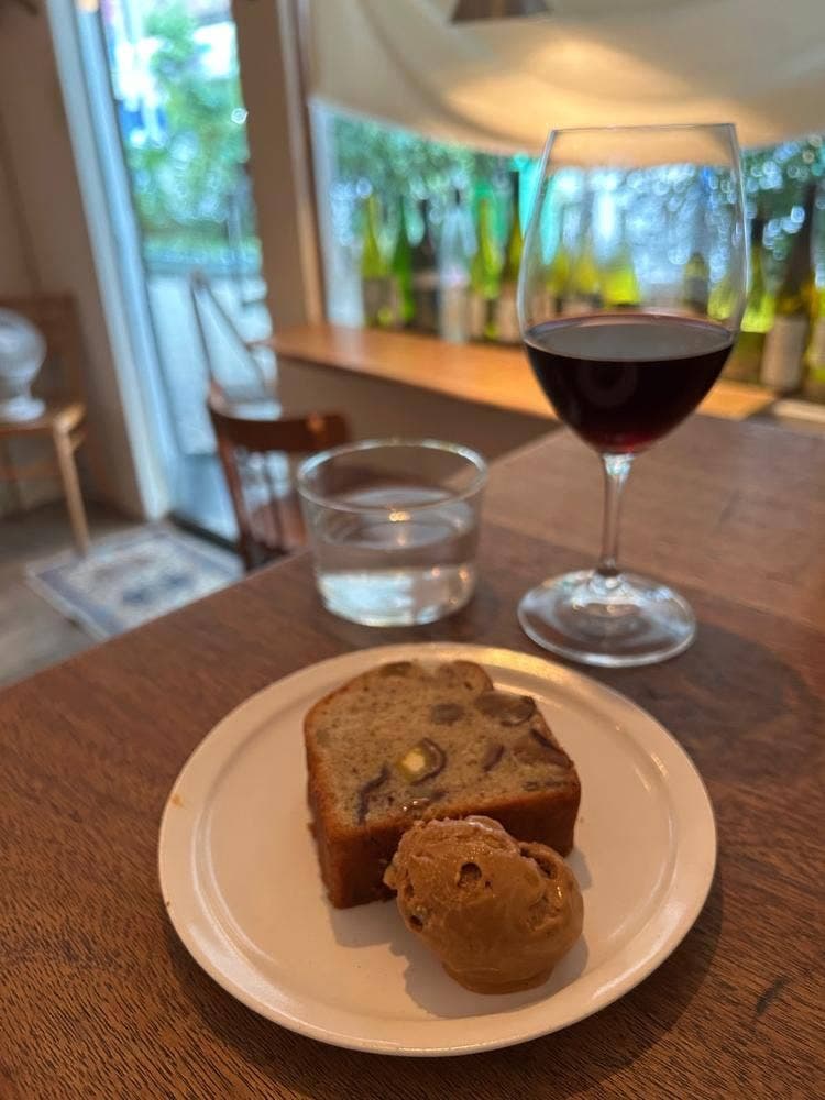 wine stand hut