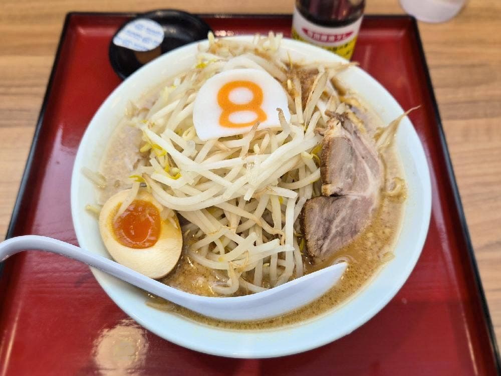 8番らーめん 金沢工大前店