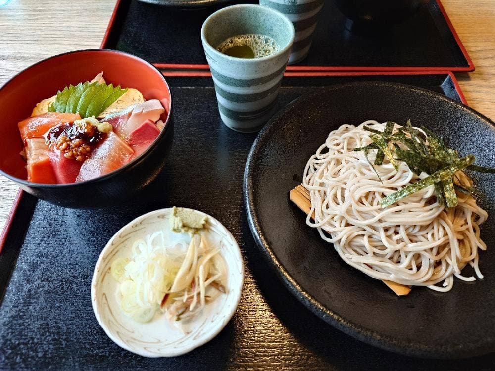 すしはん GARDEN