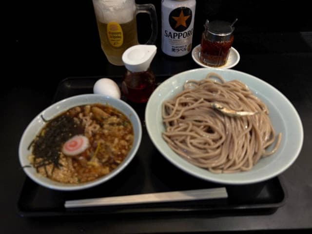 なぜ蕎麦にラー油を入れるのか。池袋西口店 - サブ画像1