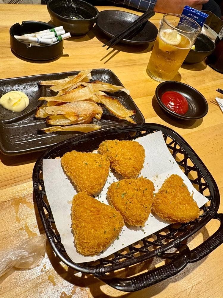 炭火焼鳥と豊洲直送海鮮 創作居酒屋 吉蔵 溝の口店