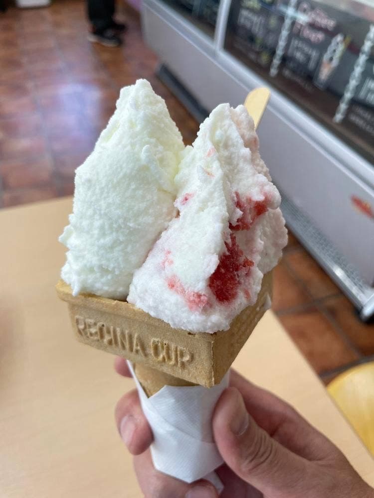 横濱アイス工房 戸塚本店