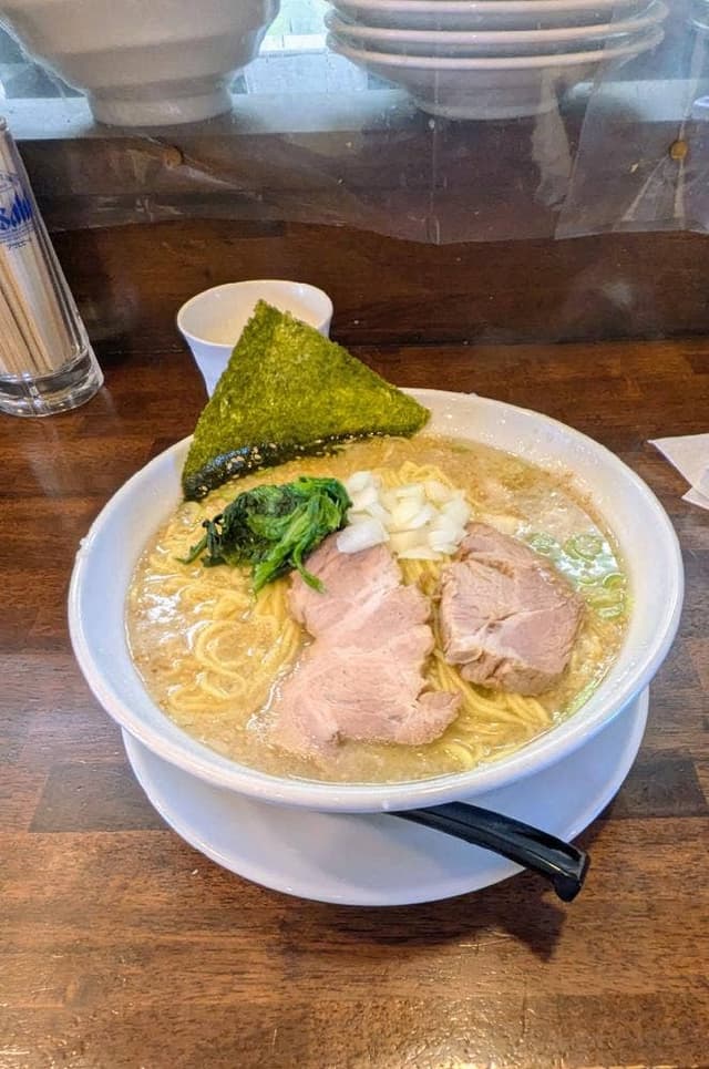 拉麺・呑み喰い処 伊八 - サブ画像1