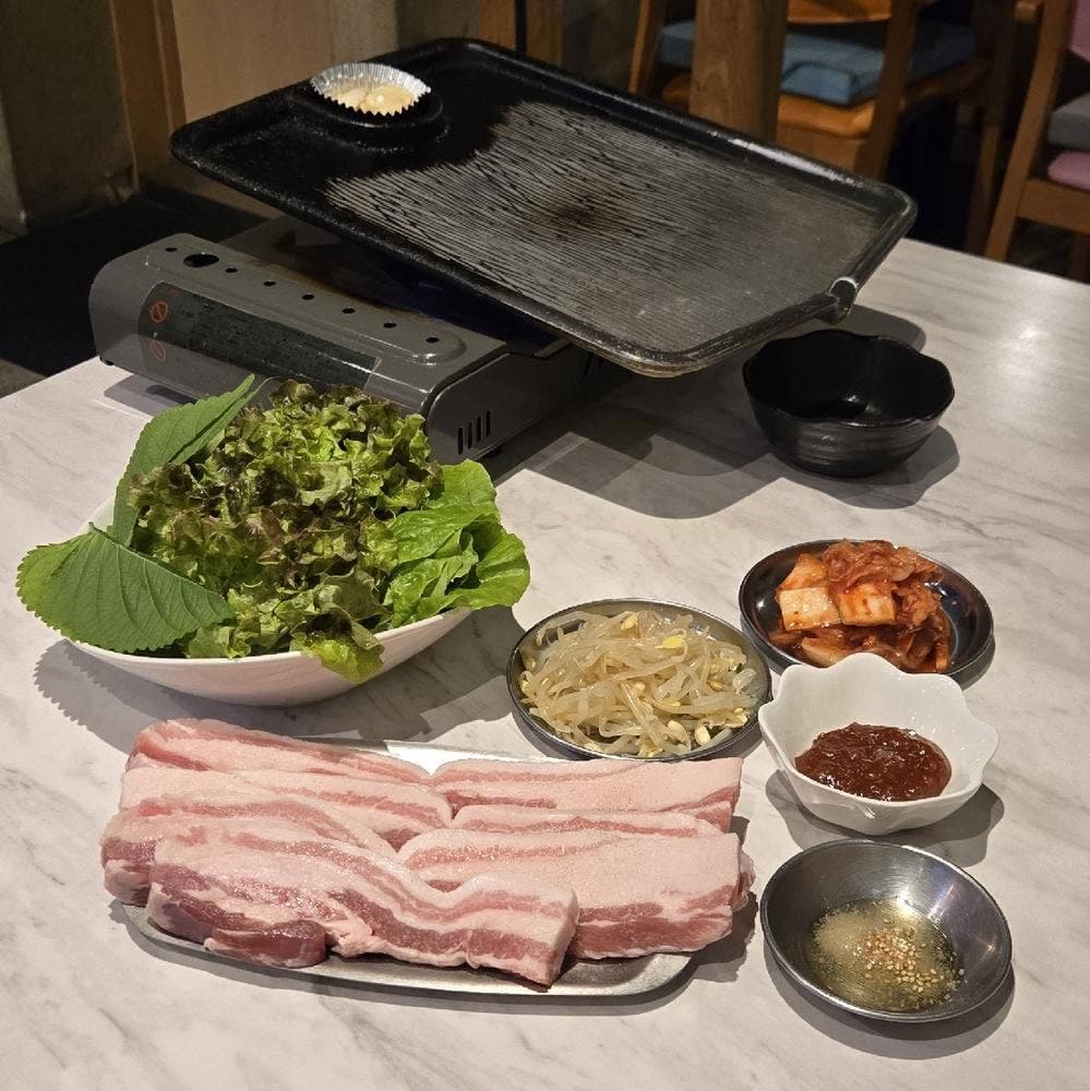 ハラペコ食堂 裏天王寺店