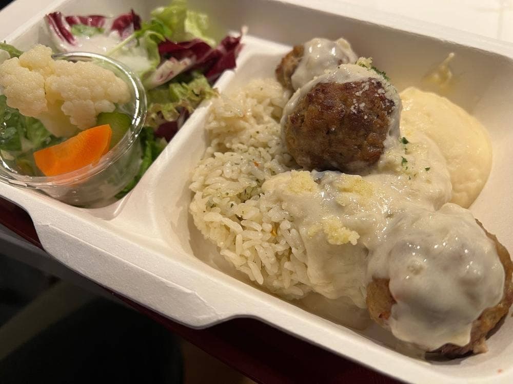 Susan's MEAT BALL イクスピアリ店