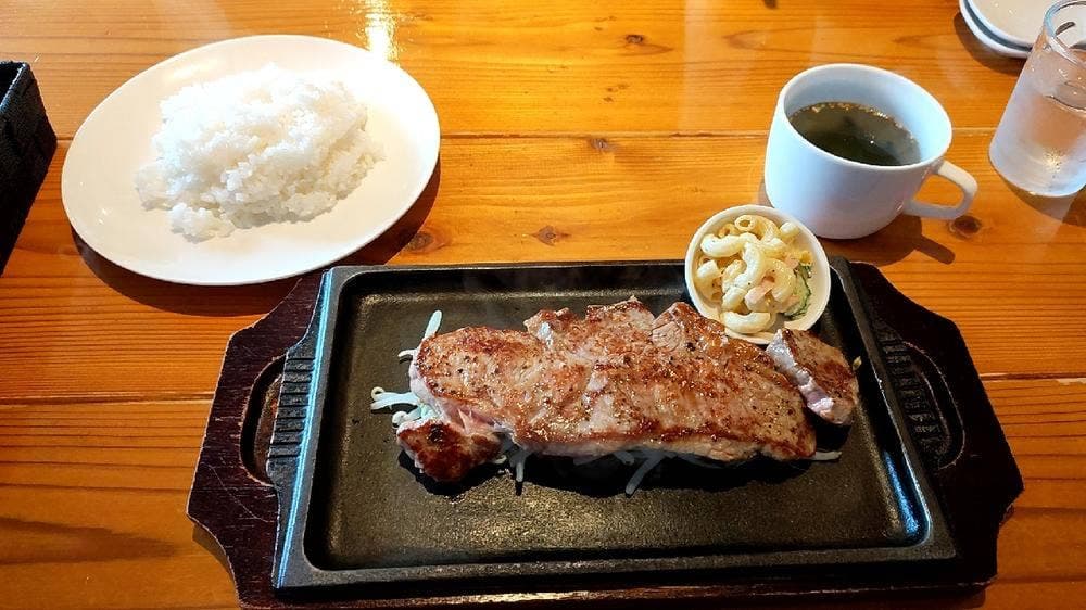 ステーキハウスアオヤマ