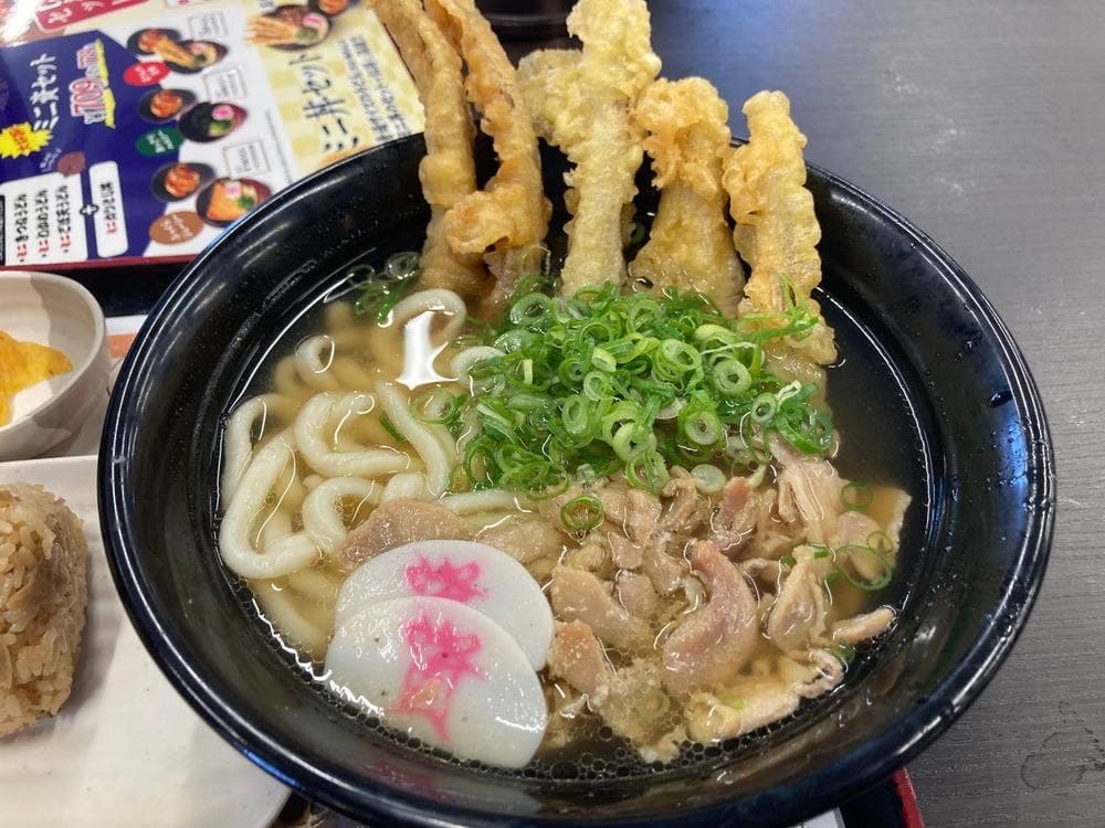 資さんうどん 空港通店
