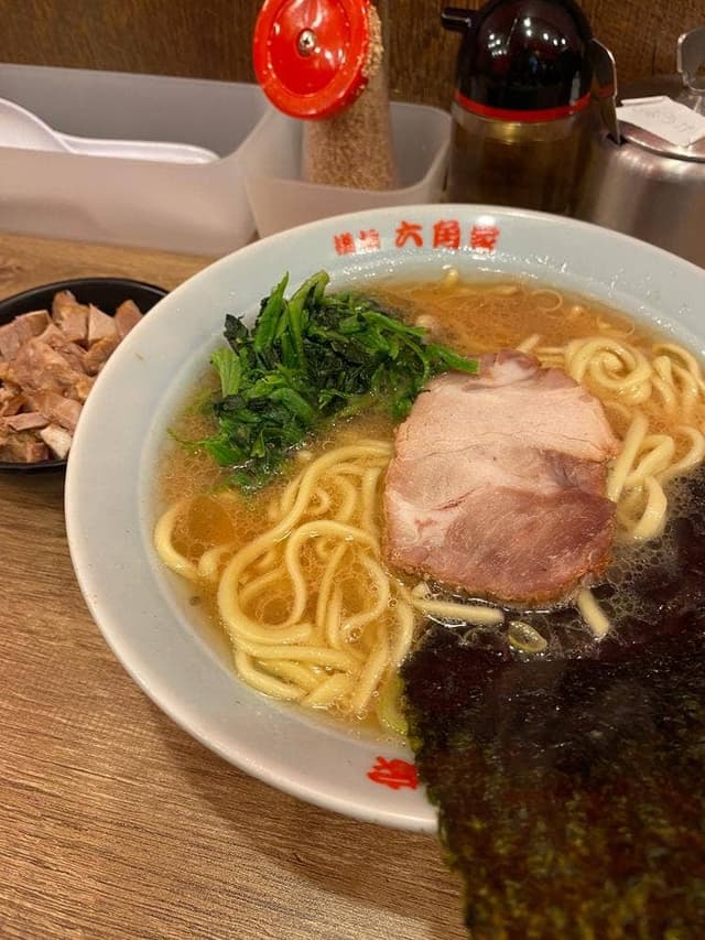 ラーメン六角家 - サブ画像3