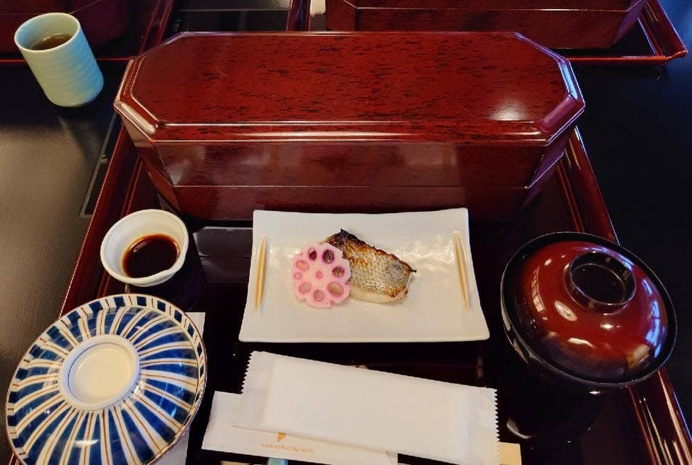 日本料理 和 みなもと