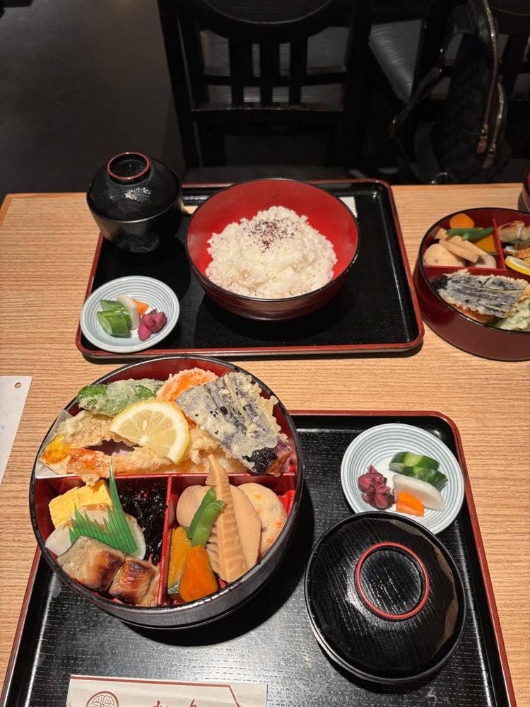 松月サカエチカ店