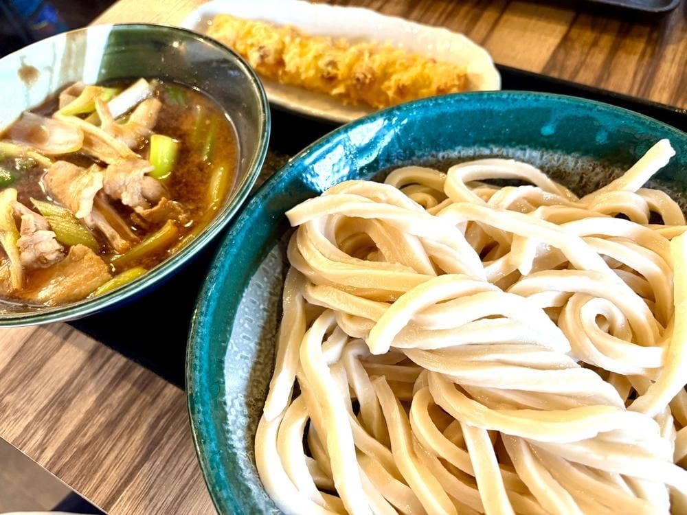 肉汁うどんの南哲