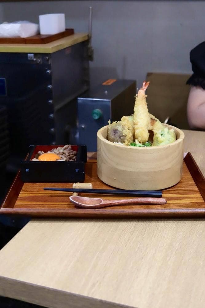 功刀屋 新宿御苑店