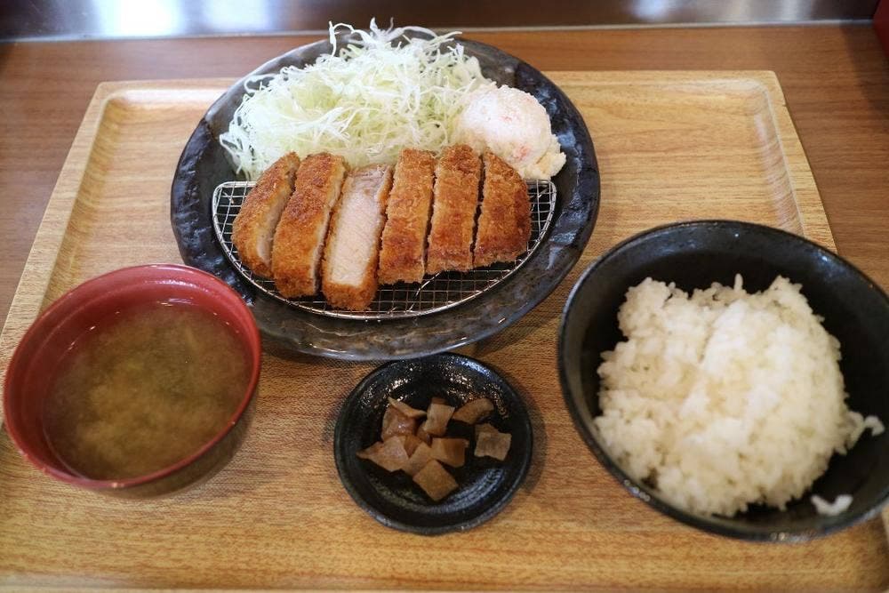 めん六や 旭川近文店