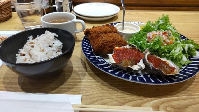8TH SEA OYSTER Bar 天神ソラリアプラザ店 - サブ画像1