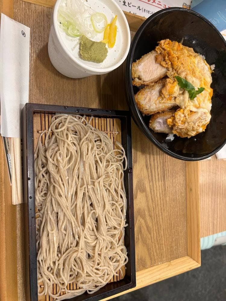 生そば 中村麺兵衛 沖縄県庁前店