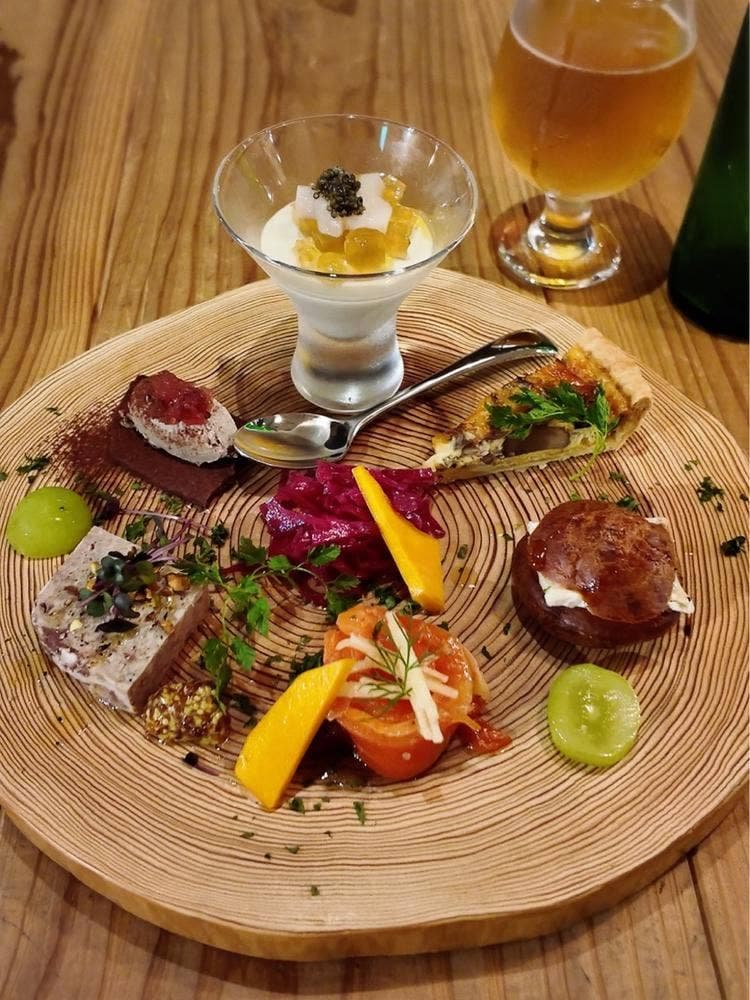 french Bistro cache-cache