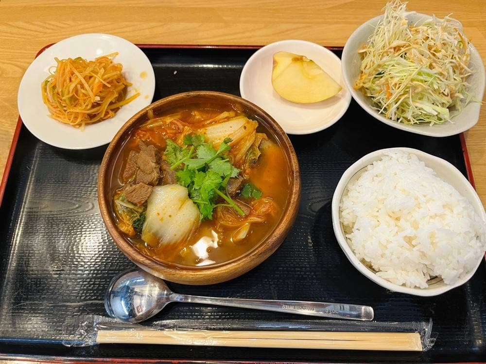 遊牧ラム焼き スヨリト