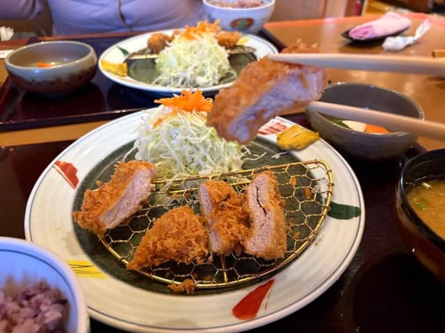 とん膳 東金店 - サブ画像1