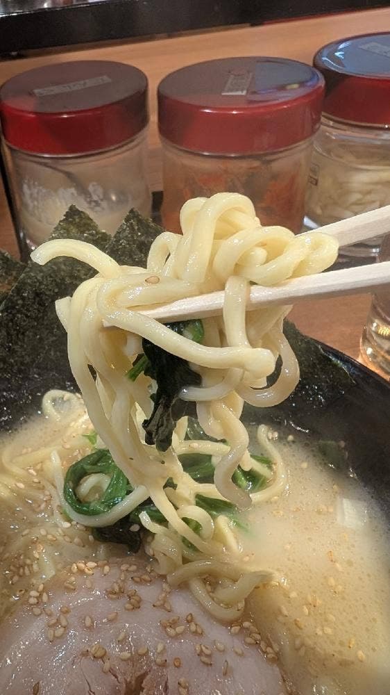 横浜家系ラーメン 町田商店 東京ラーメン横丁店