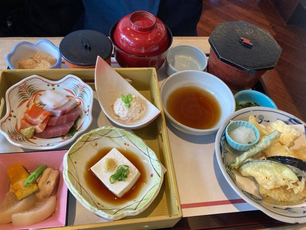 和食鍋処 すし半 大正店
