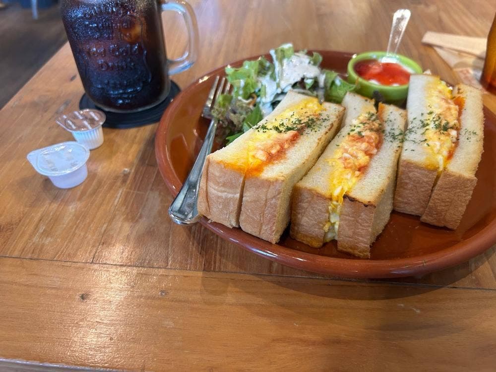 tona cafe