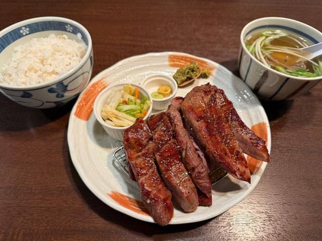 牛たんの一仙 - サブ画像2