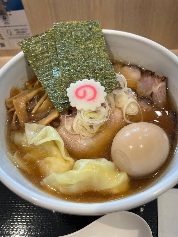 江戸前煮干中華そば きみはん ららぽーと豊洲マリーナキッチン店