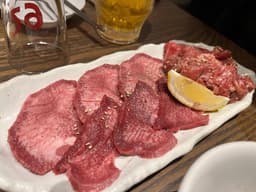 虎ノ門 肉と日本酒