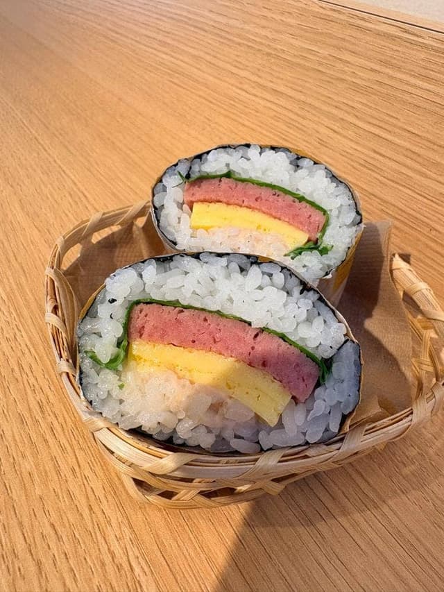 おすし屋さんのポークたまごおにぎり - サブ画像2