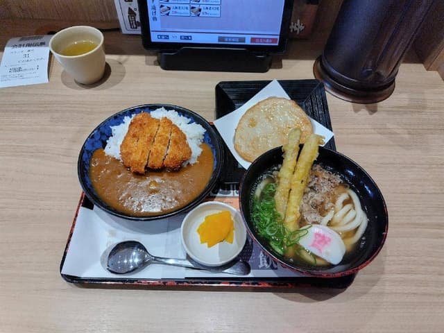 資さんうどん 南津守店 - サブ画像2
