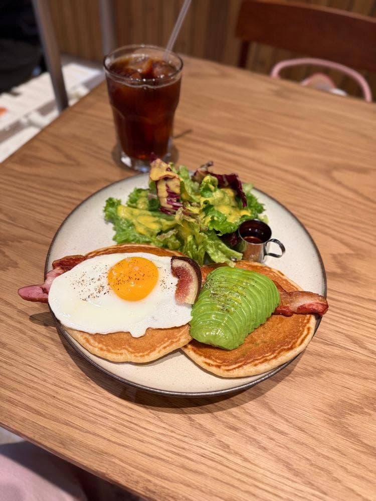 Eric Rose Cafe OSAKA