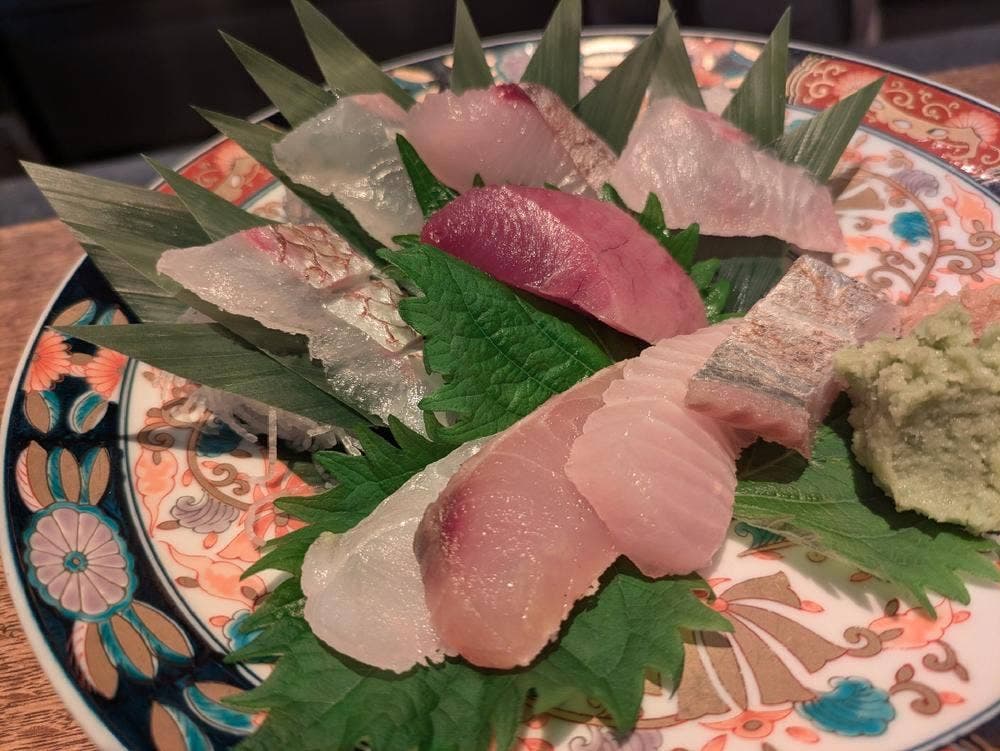 吟魚のはなれ 吟チロリ