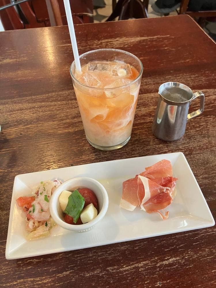 カフェ ラ・ボエム 新宿御苑