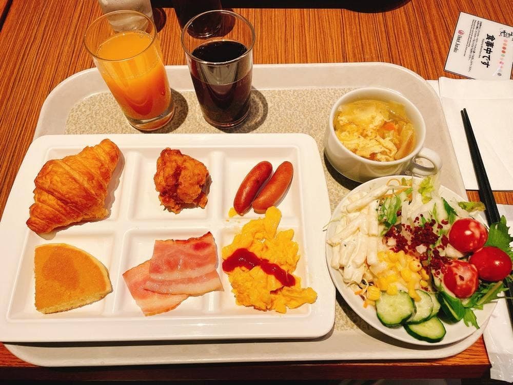 あけびの実 お茶の水ホテルジュラク