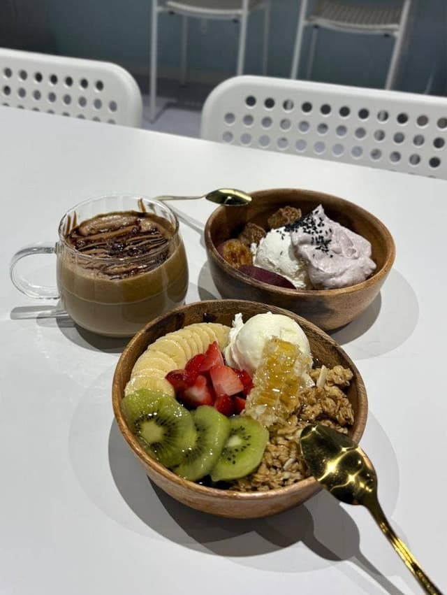 PLUSグリークヨーグルト×アサイボール 大阪中崎町店 - サブ画像2