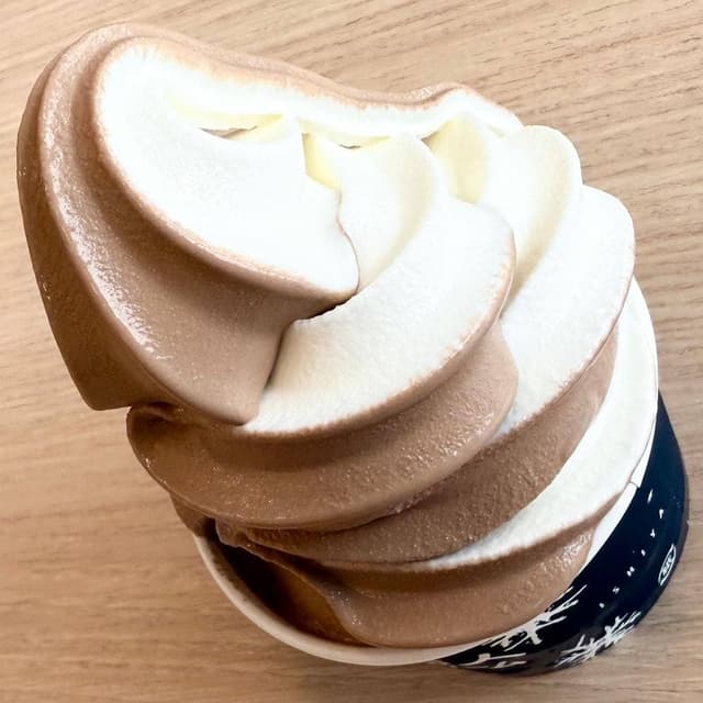 白い恋人ソフトクリーム 酒々井PA - サブ画像3