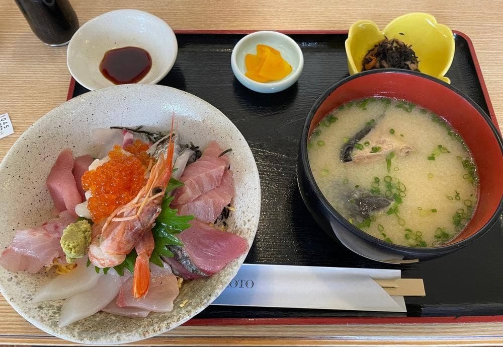 日向市漁協海の駅ほそしま