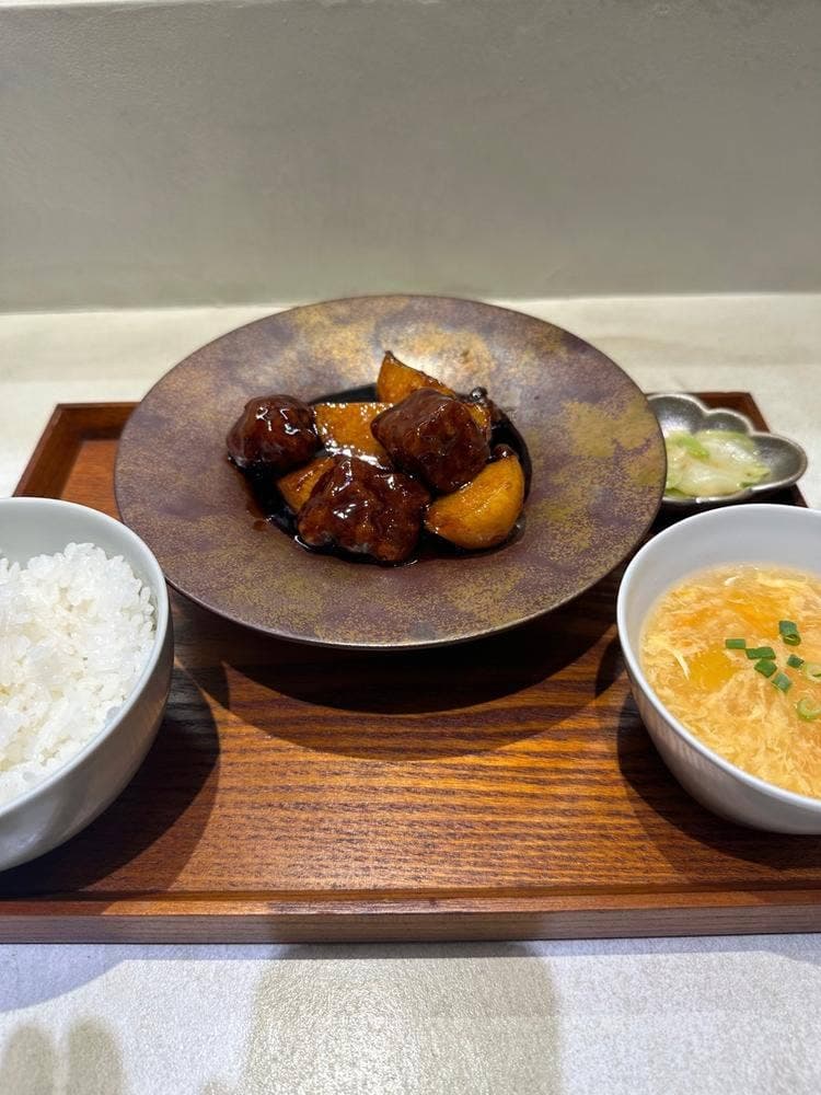 富麗華キッチン