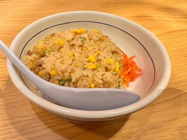 金澤醤油豚骨8番らーめん 姫路市川橋通店 - サブ画像3