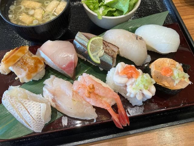 海天すし小松平面店 - サブ画像2