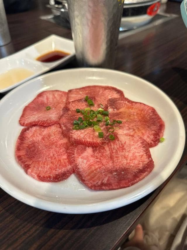 炭火焼肉 牛族 向ヶ丘遊園店 - サブ画像1