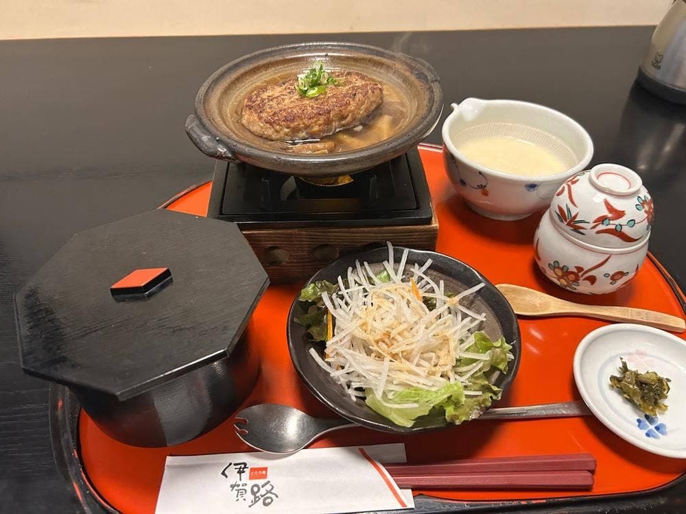 とろろ庵伊賀路