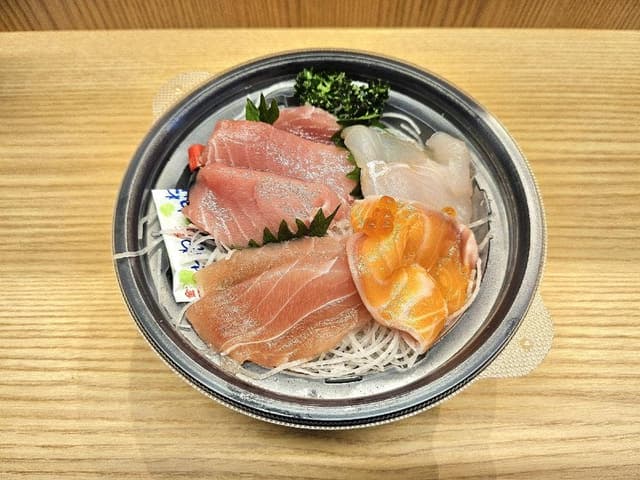 ヤマカ水産 近江町市場 小売部 - サブ画像1