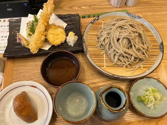そばと四季揚げ 八兆庵 県庁前店 - サブ画像1