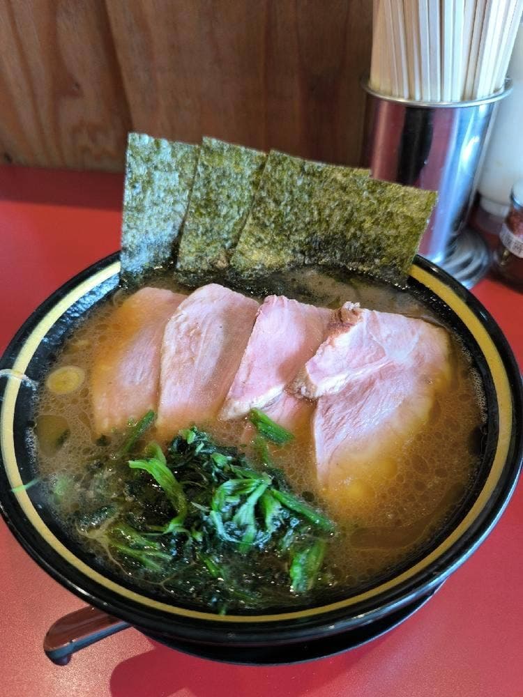家系ラーメン 稲葉家