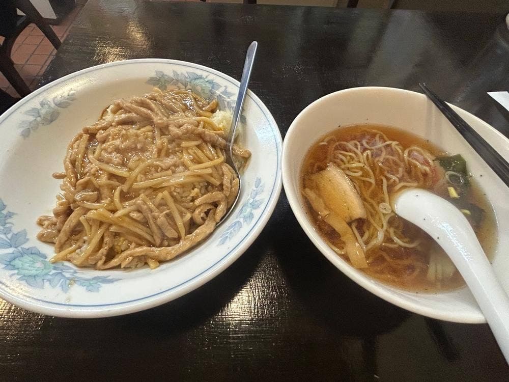 秀鳳