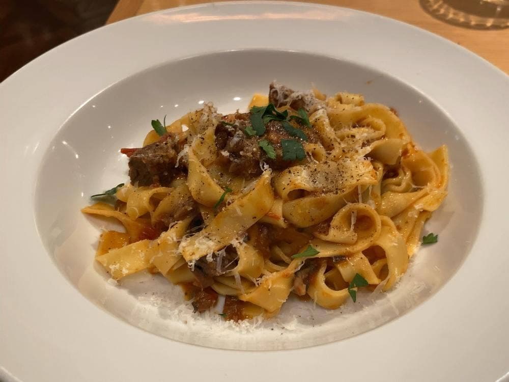 ディーンアンドデルーカ マーケットテーブル 福岡店